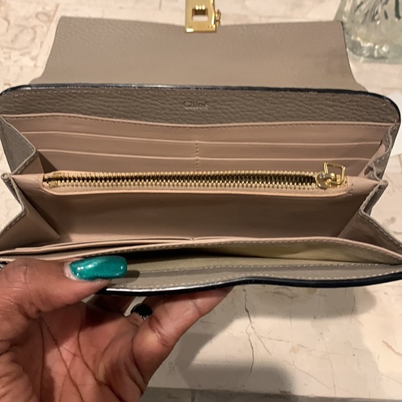 Authentic Chloe Drew Wallet in great Preloved condition - Picture 2 of 8